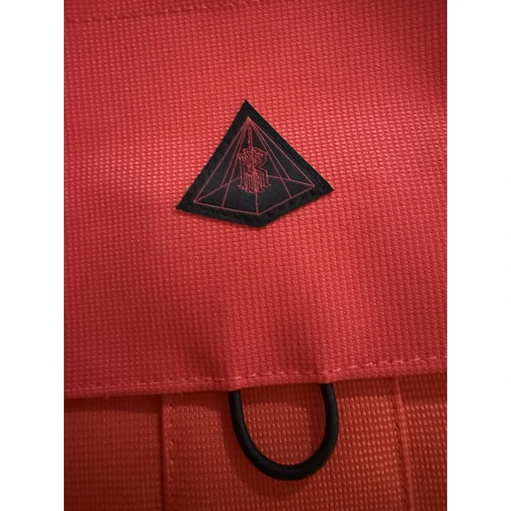 Nike Kyrie Irving Crossbody Sling Bag‎ Red/black DH7158 673